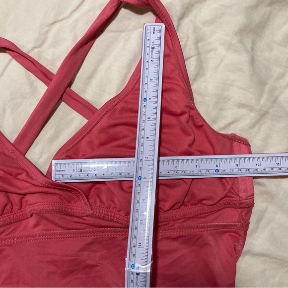 Catalina Coral Swim Top with Criss-Cross Straps | Size 2X (20W-22W) - Picture 6 of 8